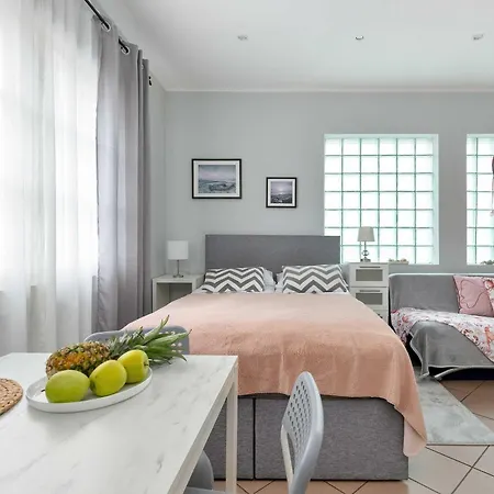 דירה Functional & Cozy Close To The And Downtown By Renters *