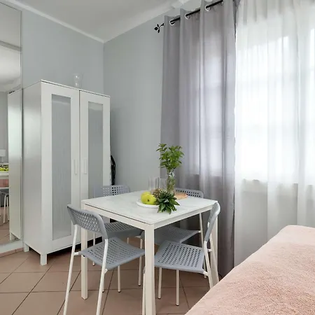 Functional & Cozy Close To The And Downtown By Renters 公寓